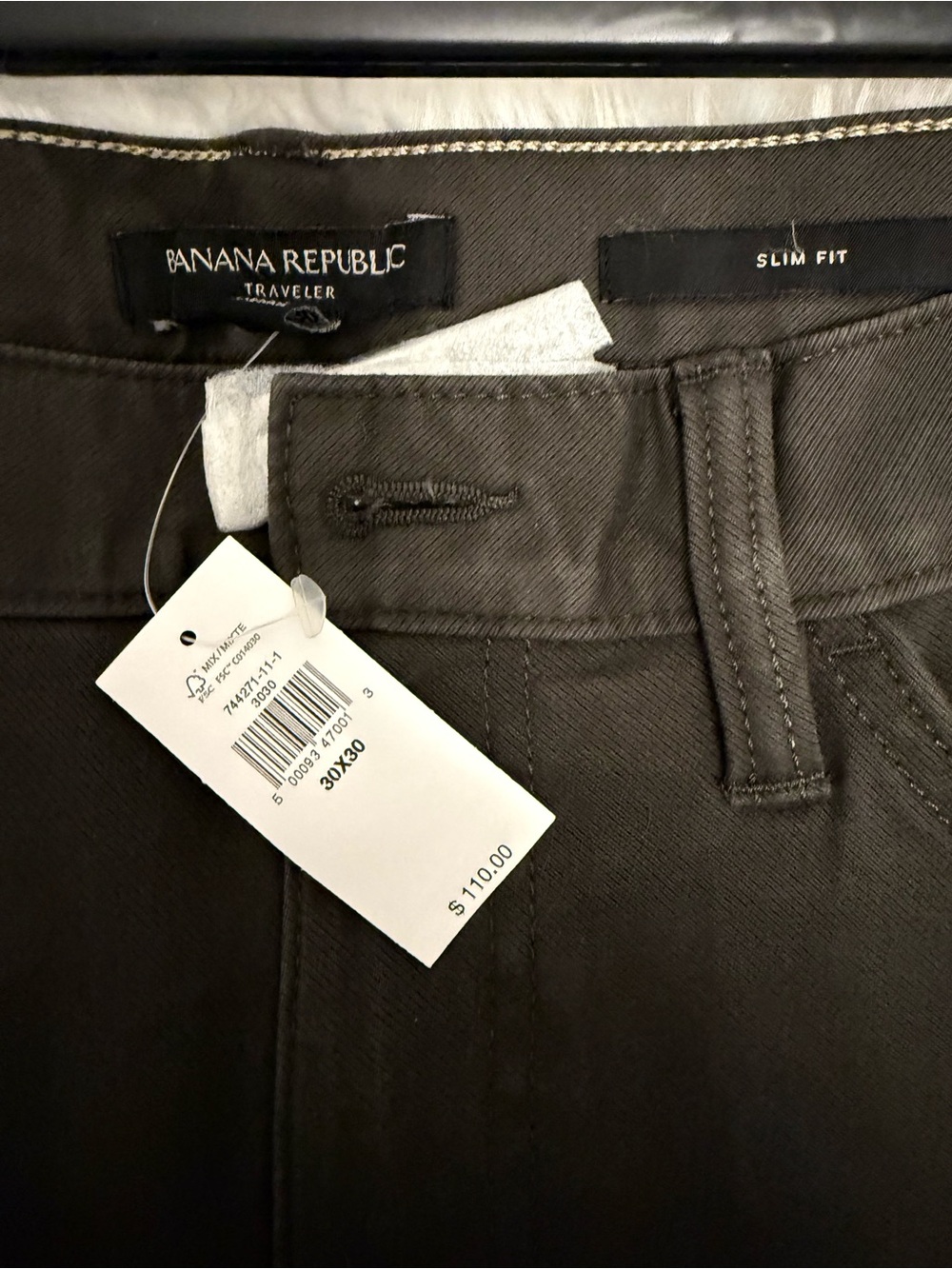 NWT Traveler Banana Republic Slim Twill Traveler Pants Deep Green Olive 30x30 - Picture 3 of 6